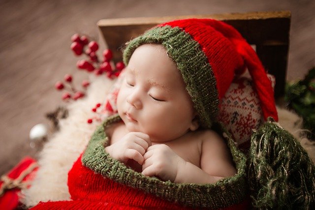 Knitted baby hat 